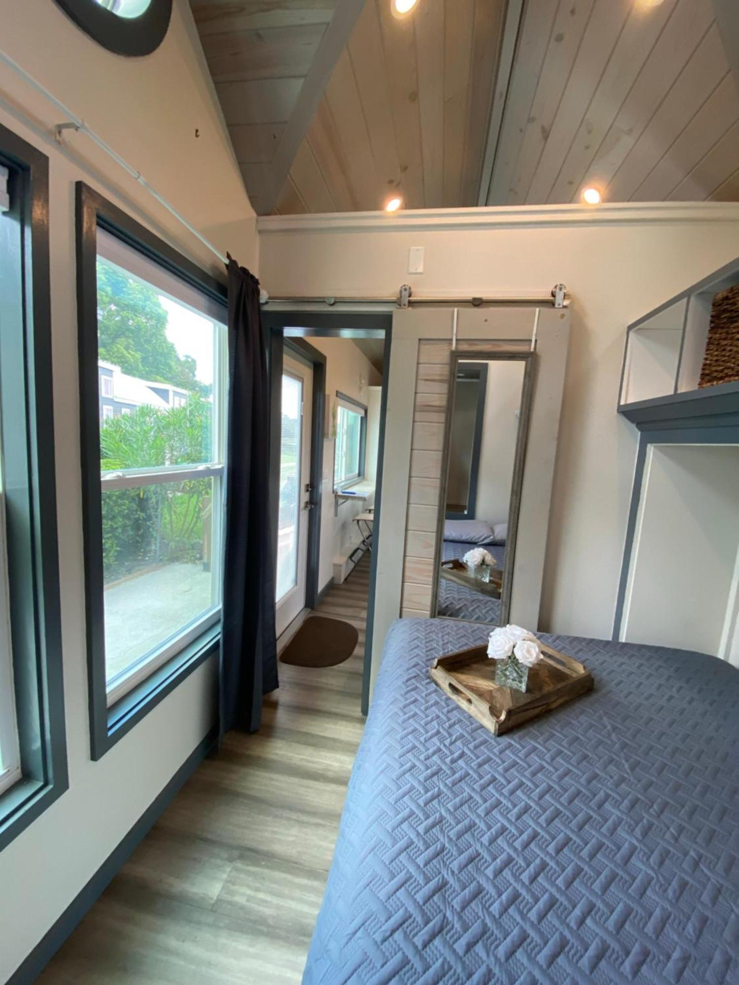 Orlando Lakefront Tiny Homes 6 Plus Month Rentals Exterior photo