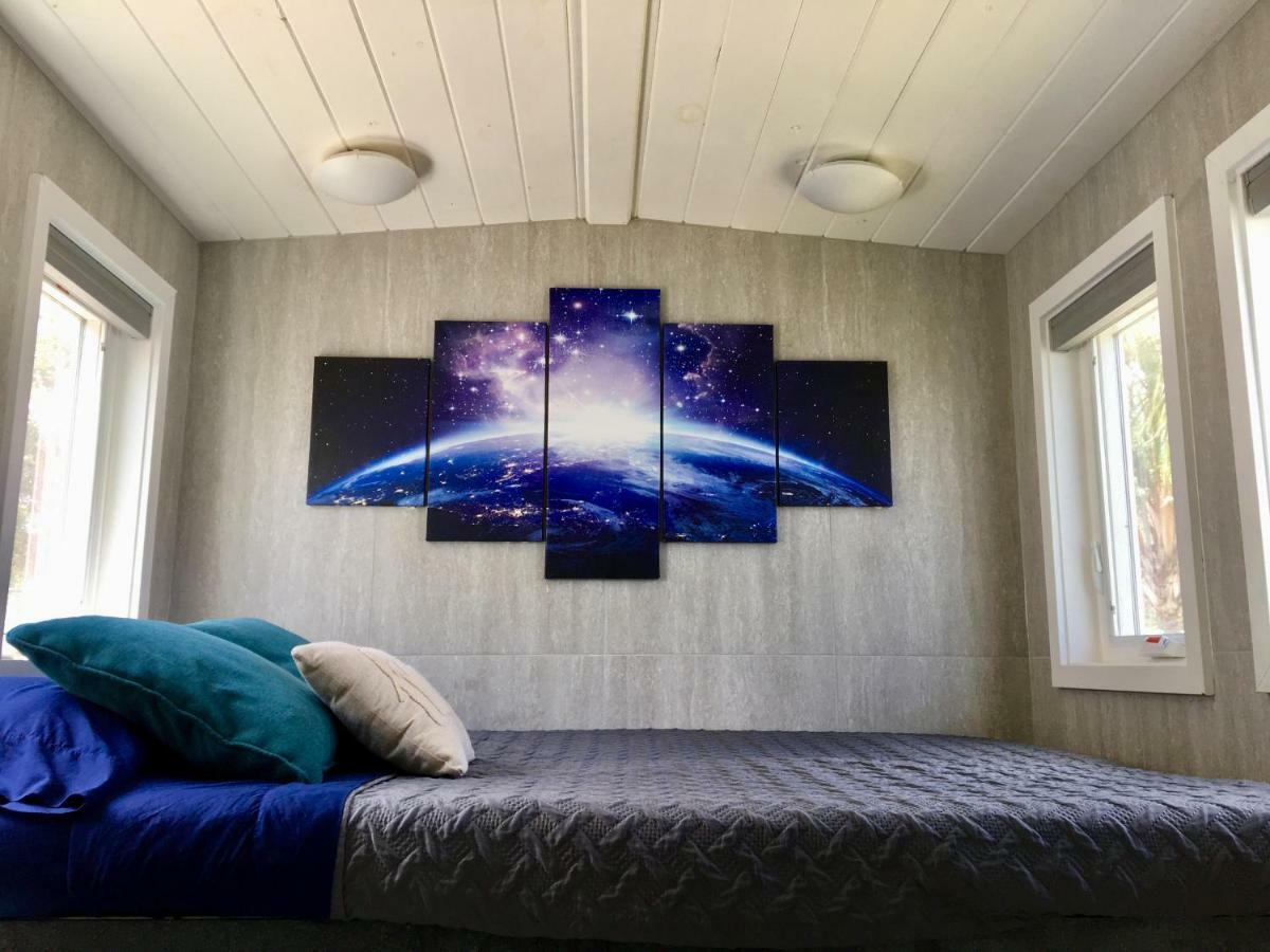 Orlando Lakefront Tiny Homes 6 Plus Month Rentals Exterior photo